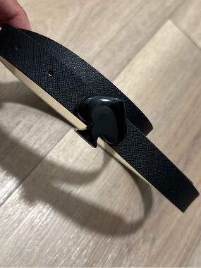 Kate Spade New York Spade Leather Belt | Black | M